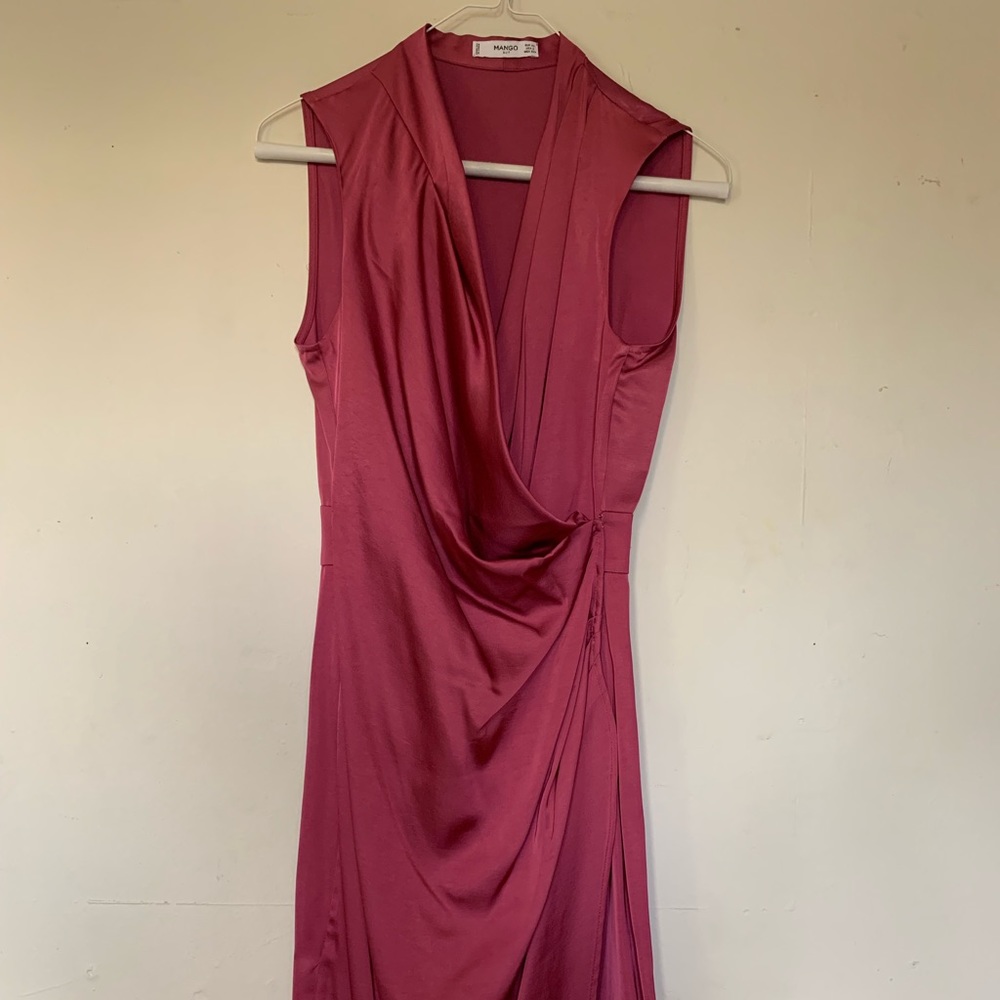 Mango Silk wrap dress 💖